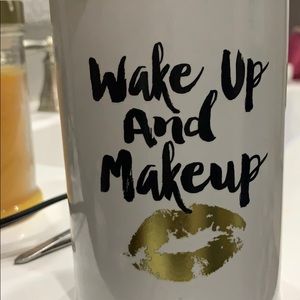 Meet your Posher, Elouise